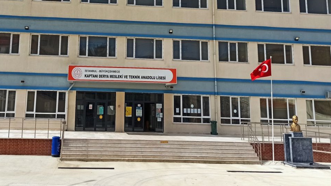 Kaptanı Derya Mesleki ve Teknik Anadolu Lisesi Fotoğrafı